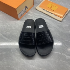 Louis Vuitton Slippers